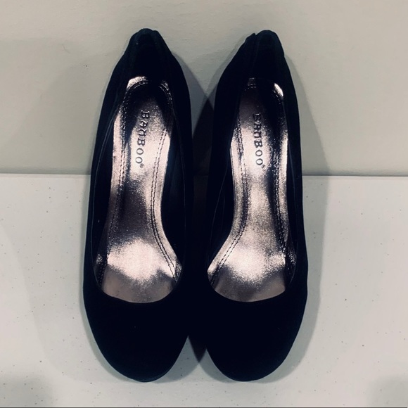 🛍2/$25 Bamboo NWOT Lace up detail platform shoe - Picture 4 of 5